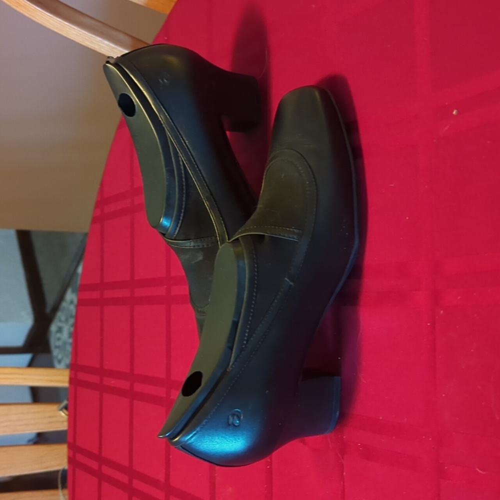 Aravon Florence shoes